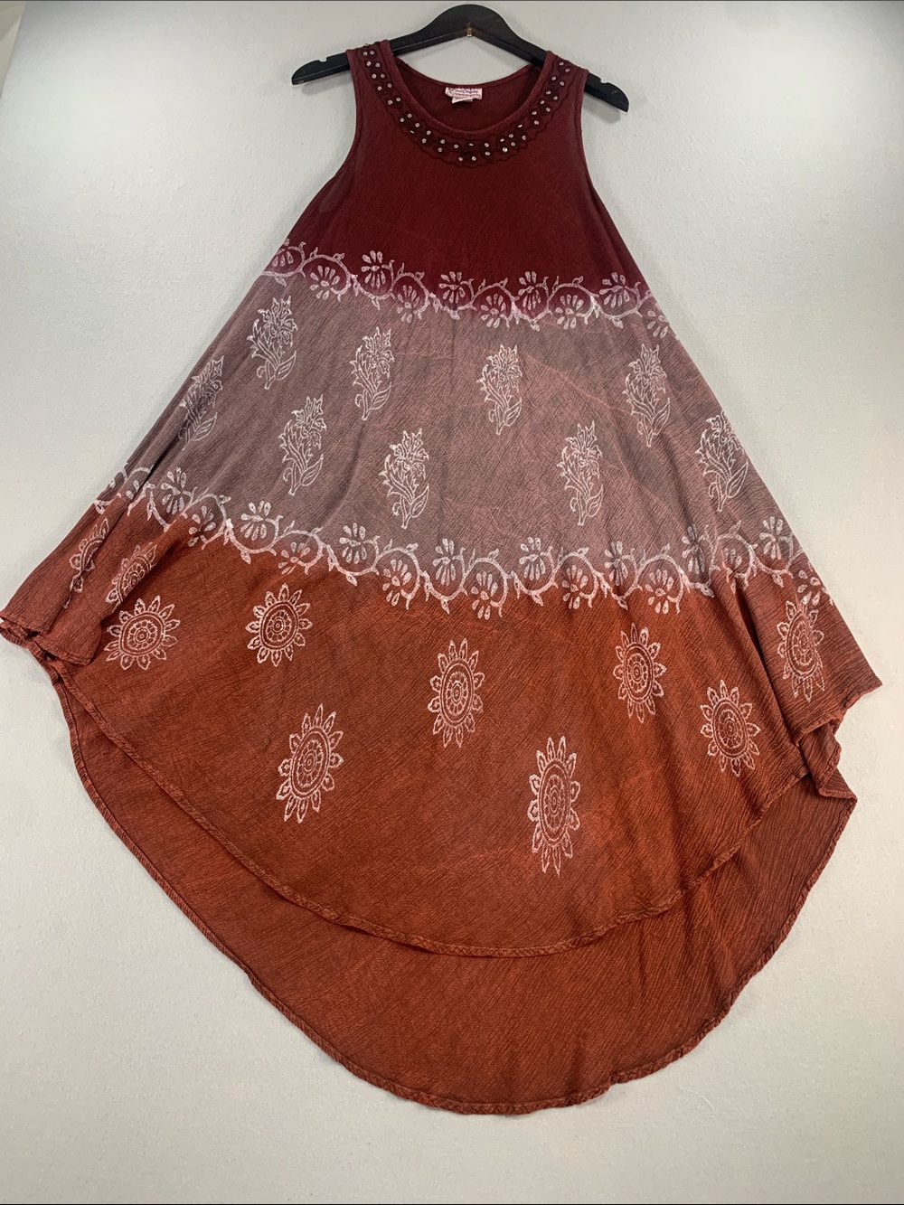 Just Cruisiuy Woman’s Sleeveless Ombre Maxi Dress. Bohemian style free size.